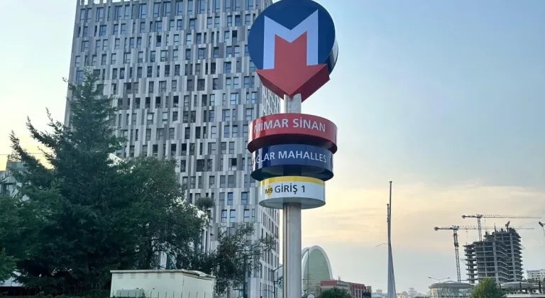 M9 metro hattı yeni istasyonuyla büyüyor