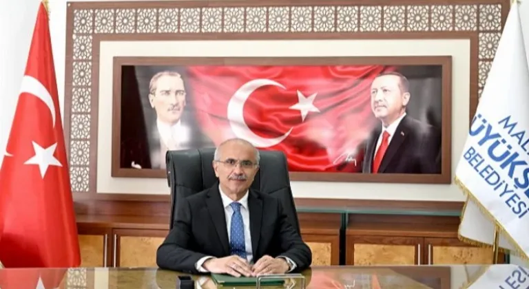 Malatya Büyükşehir Belediye Başkanı Sami Er'den 23 Nisan Mesajı