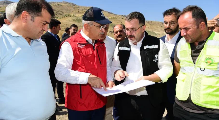 Malatya'da Çamurlu’ya 120 Milyon Liralık Gençlik Merkezi