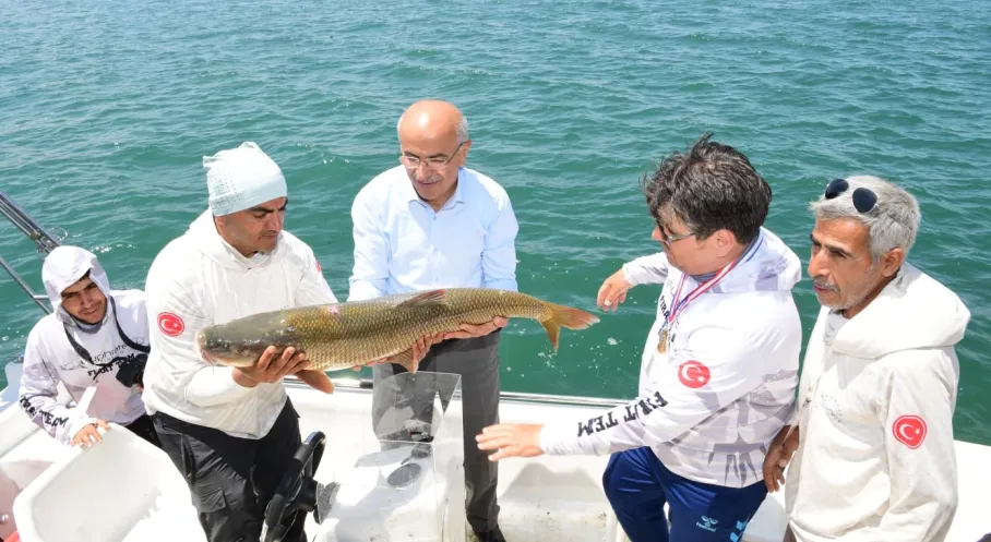 Malatya’da Sınırları Aşan Turna Balığı Heyecanı