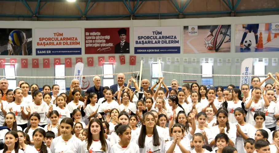 Malatya'ya Voleybol Lisesi Müjdesi! Büyükşehir'den Arazi Tahsisi