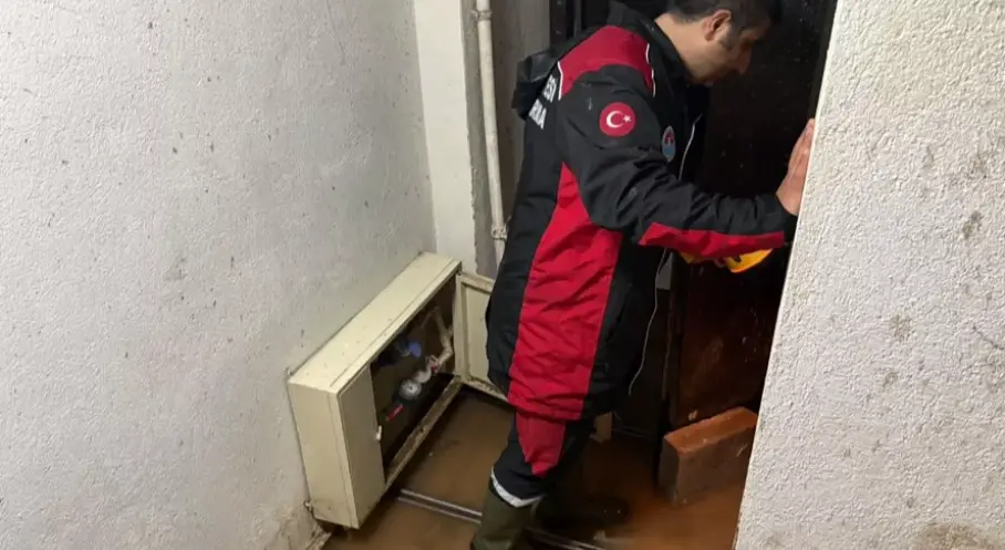 Maltepe Belediyesi Sağanak ve Fırtınanın Yol Açtığı Su Baskınlarına Müdahale Etti