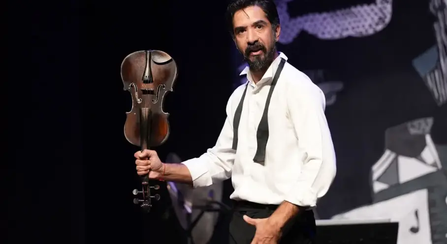 Maltepe Tiyatro Festivali’nde “Çarpışma” Sahnelendi