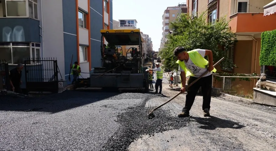 Maltepe’de Yol Yenileme Çalışmaları Sürüyor