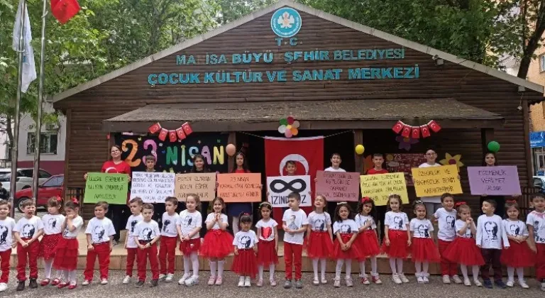 Manisa Büyükşehir'deki Miniklerden Muhteşem 23 Nisan Kutlaması