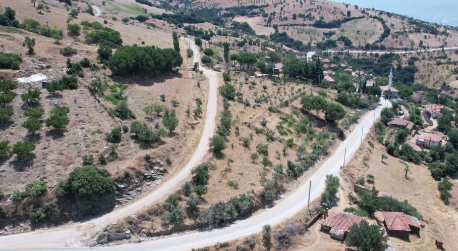 Manisa Büyükşehir’den Kula’da 12,5 Kilometrelik Yol Hamlesi