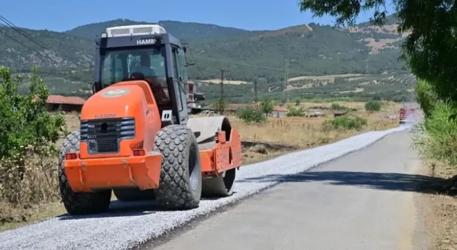 Manisa'da Asfalt Hamlesi! Turgutlu ve Ahmetli'de Yollar Yenileniyor