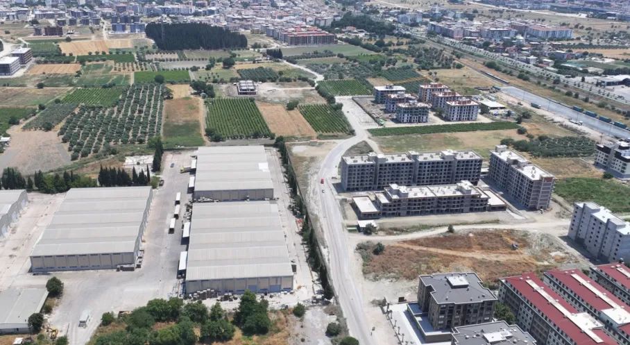 Manisa Muradiye'de Yollar Yeniden Doğuyor: Büyükşehir ve Yunusemre'den Dev Asfalt Seferberliği!