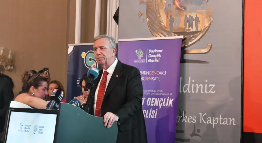 Mansur Yavaş'tan Gençlere Çağrı: 'Aklınıza İhtiyacımız Var!'