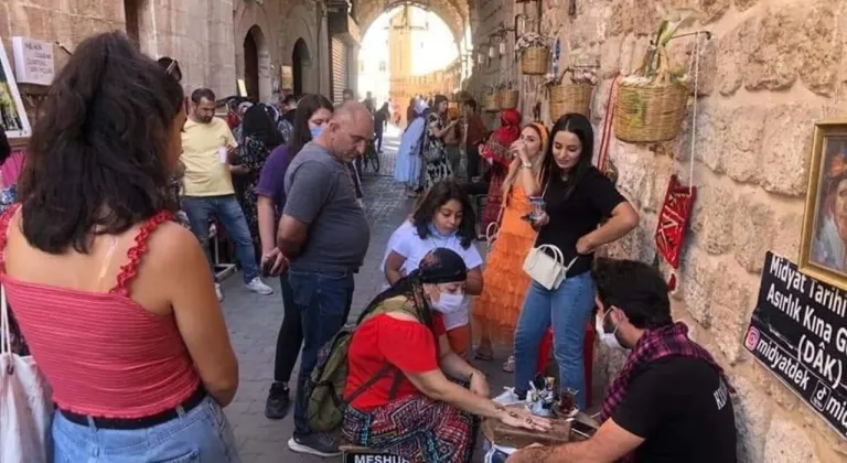 Mardin Midyat'ta Ramazan Bayramı'nda Turist Akını: Otel Doluluk Oranları Yüzde 100'e Ulaştı!