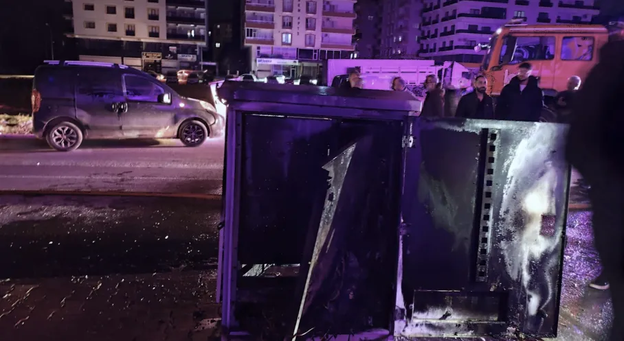 Mardin'de Kaçak Elektrik Skandalı: Pano Eritti, 34 Sayacı Mahvetti! Dicle Elektrik Harekete Geçti