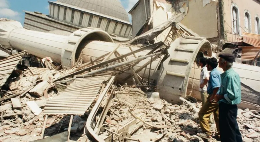 Marmara Depremi'nin Acı İzleri: 26 Yıl Sonra Hala Unutulmayan Kayıplar!
