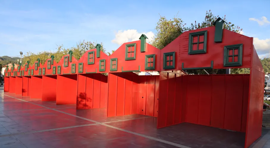 Marmaris Yeni Yıla Işıl Işıl Hazır! Festival ve Süslemelerle Coşku Dorukta