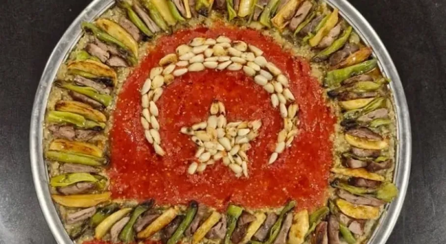 MasterChef Efe'den Şehit Ailelerine Bayraklı Tokat Kebabı Jest! Gözler Doldu
