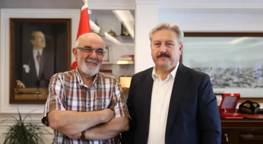 Melikgazi'den Dijital Çağ Atılımı: WhatsApp İhbar Hattı ile Anında Çözüm!