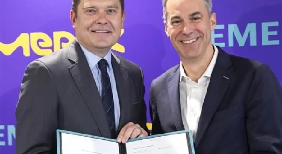 Merck ve Siemens'ten Dev İş Birliği: İlaç Sektöründe Dijital Dönüşüm Hızlanıyor!