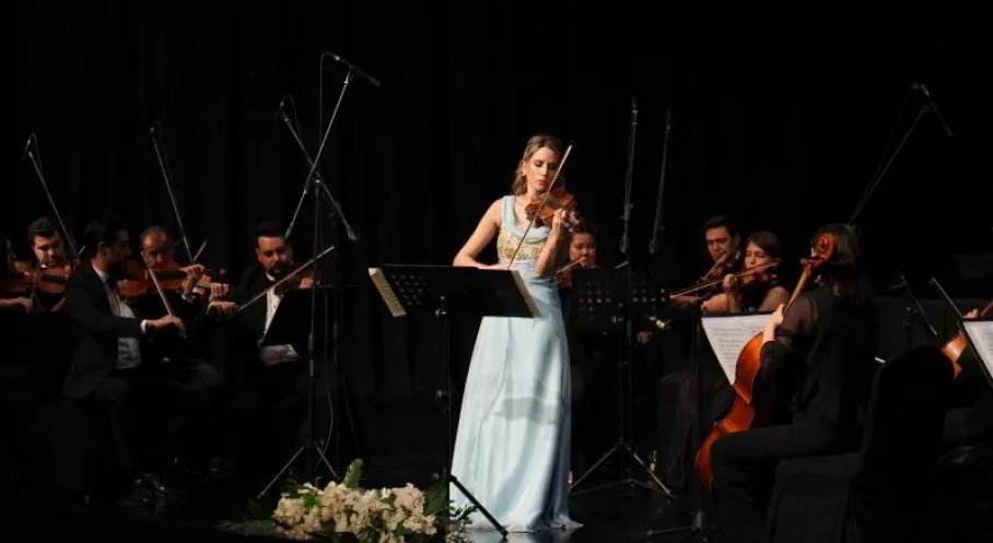 Mersin'den Müzik Ziyafeti: Büyükşehir Oda Orkestrası Sahneye Çıktı!