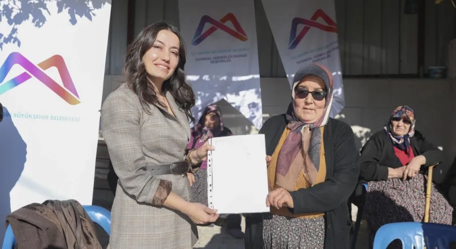 Mersin Organik Tarımda Zirveye Çıkıyor: Büyükşehir'den 465 Üreticiye Sertifika Desteği!