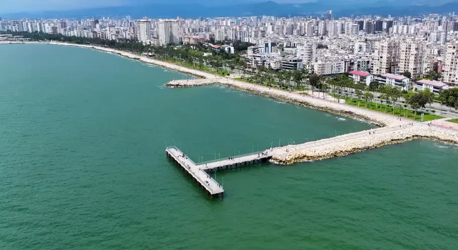 Mersin Kültür Park’ta Bakım ve Yenileme Çalışmaları Sürüyor
