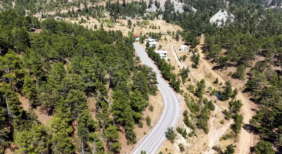 Mersin’de Grup Yolları Yenileniyor: Tarım ve Yayla Ulaşımına Destek