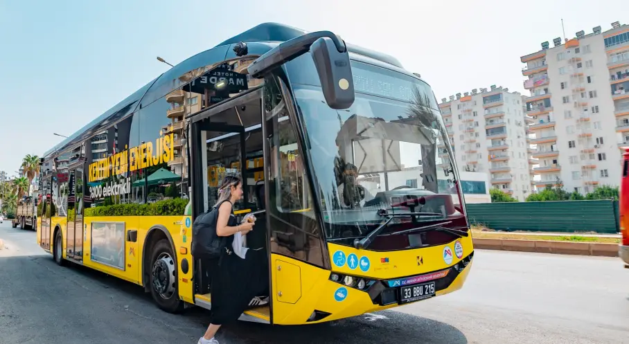 Mersin’de Sürdürülebilir Ulaşımın Yeni Gücü: Elektrikli Otobüsler