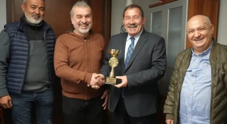 Milas Belediye Spor Briç Takımı Başkan Topuz'u Ziyaret Etti