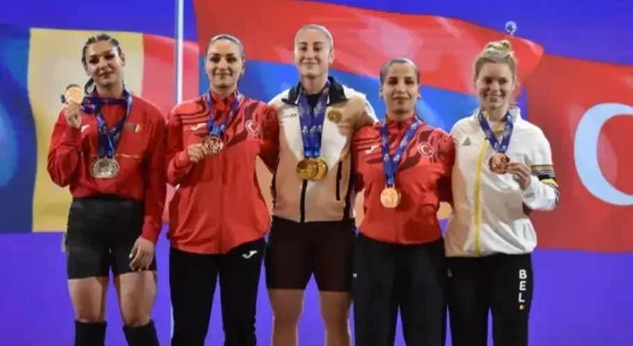 Milli Halterci Merve İlden Avrupa Üçüncüsü Oldu