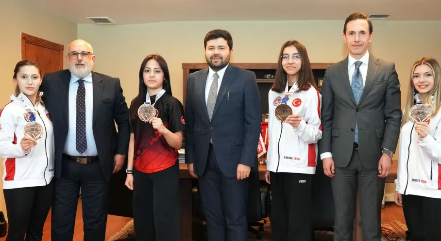 Milli Karatecilerden RTÜK'e Ziyaret: Avrupa Şampiyonları Ankara'da Ağırlandı!