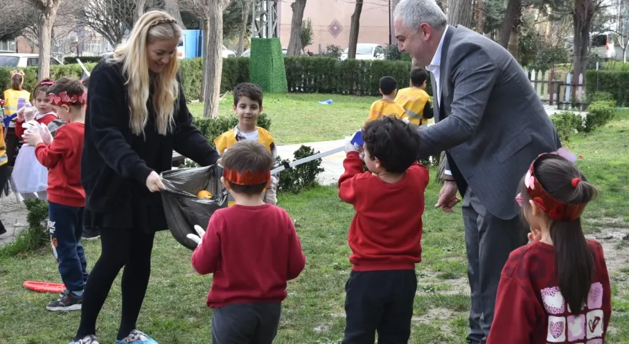 Minik Ataçocuklu Öğrenciler Atakum'u Temizledi: Geleceğe Umut Veren Çevre Dersi!
