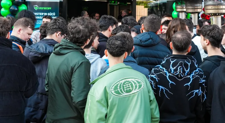 Monster, Türkiye'deki Beşinci Deneyim Mağazasını Bursa'da Açtı!