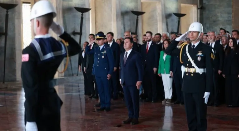 Muğla Büyükşehir Belediye Başkanı Ahmet Aras ve İlçe Belediye Başkanları Anıtkabir'de Bir Araya Geldi