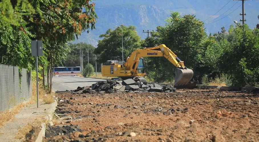 Muğla'da Dev Yatırım: Kötekli ve Yeniköy'de 502 Milyonluk Dönüşüm Başladı!