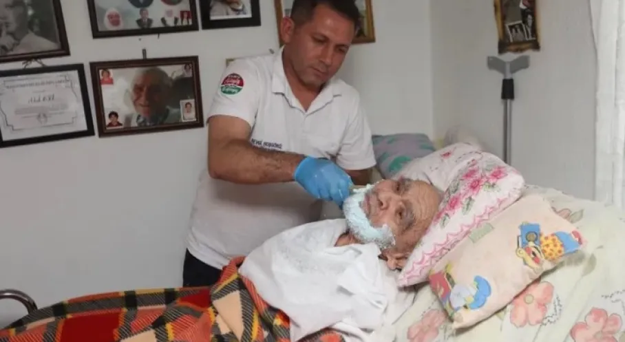 Muğla'da Evde Bakım Bayram Sevinci: Muhtaç Eller Bayramda Yalnız Değil!