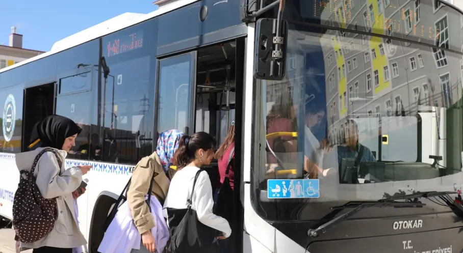 Muğla’da Öğrencilerin Ulaşımını Kolaylaştıran Düzenleme