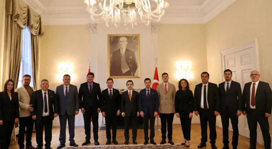 Muğla'nın Tanıtım Atağı: Büyükşehir, Uluslararası Fuarlarda 300 Bin Kişiye Ulaştı!