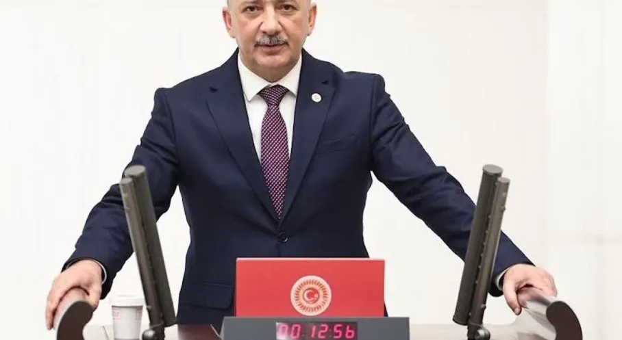 Muğla'ya Spor Yatırımı Müjdesi! Kadem Mete'den Gençlere Destek