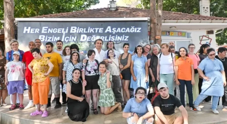 Muratpaşa'dan Engelsiz Kafe Hamlesi: Polonyalı Heyet Eğitim Modelini İnceledi!