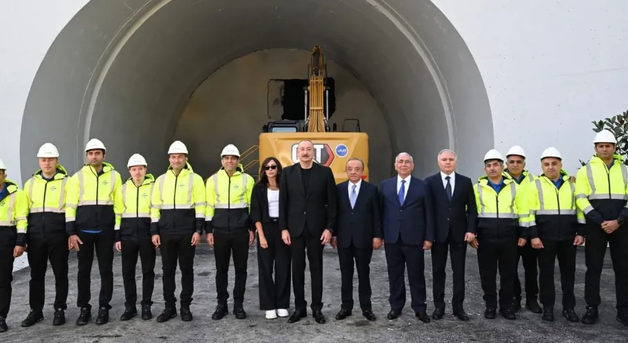 Murovdağ Tüneli'nde Tarihi An: İlk Işık Görüldü! Karabağ'a Ulaşım Kolaylaşıyor