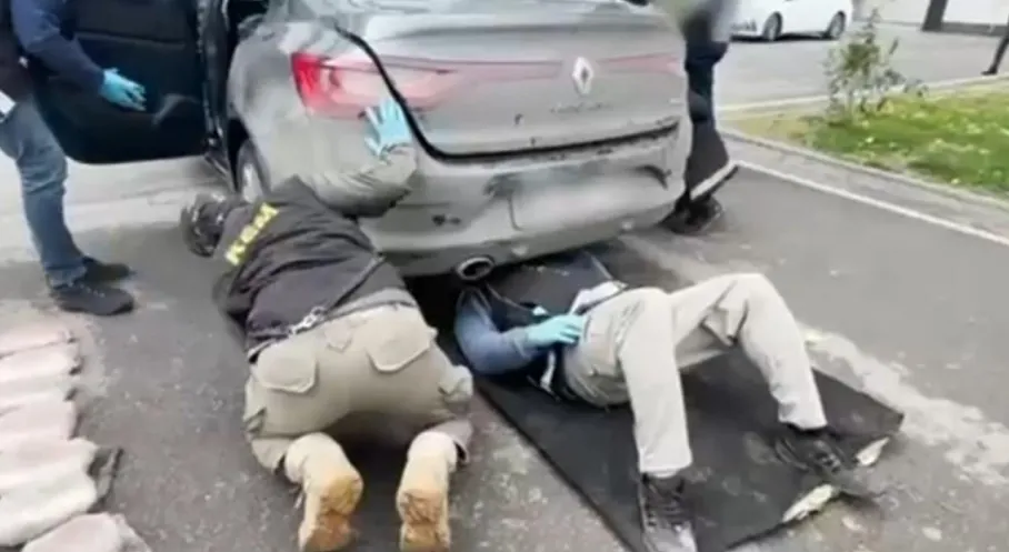 Narkotik Köpeği Hektor Affetmedi! Batman'da Otomobil Koltuklarından 56 Kilo Esrar Çıktı