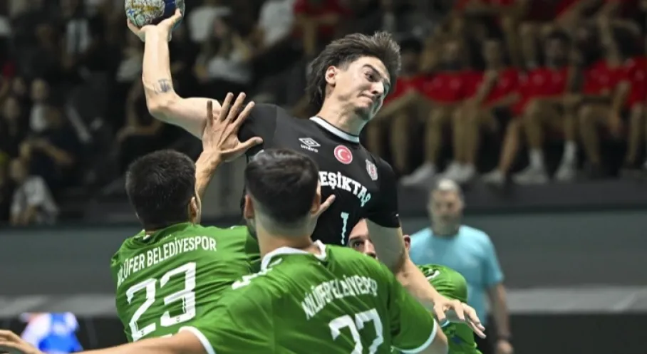 Nilüfer Belediyespor Hentbol Süper Kupa Zaferiyle Coşturdu! Bakan Bak'tan Tebrik!