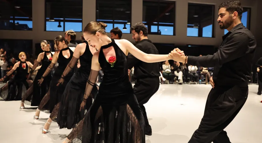 Nilüfer'de Dans Rüzgarı Esti: Dünya Dans Günü Coşkusu Festival Havasında!