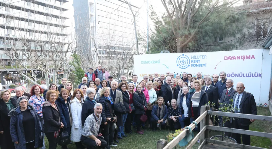 Nilüfer'de Emeklilerle Buluşan Başkan Özdemir'den Çarpıcı 'Ortak Akıl' Çağrısı!