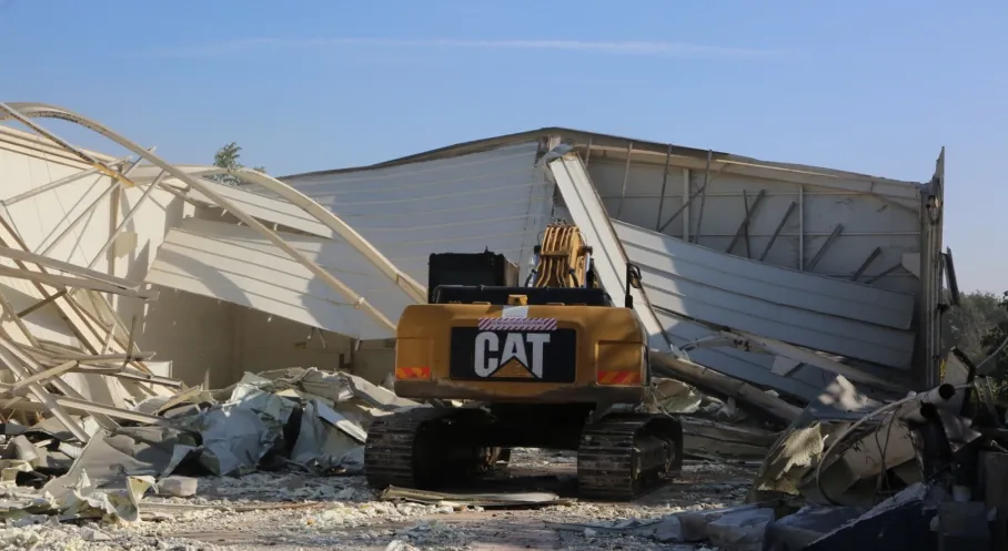 Nilüfer'de Kaçak Yapılara Geçit Yok! İmara Aykırı Binalar Yıkıldı