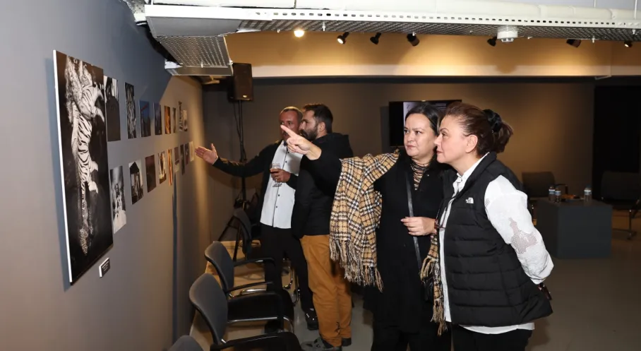 Nilüfer'de Sanat Rüzgarı: 'Zincir' Projesi İzleyicilerle Buluştu!
