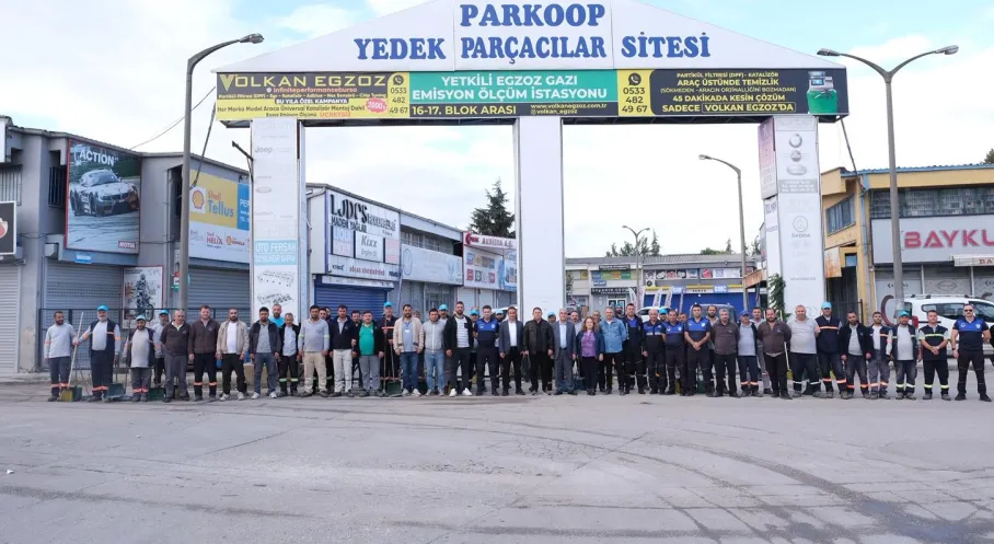 Nilüfer'den Beşevler Sanayi'ne Temizlik Harekatı: Site Pırıl Pırıl!