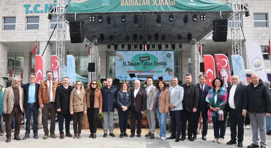 Nilüfer'den Türkiye'ye Tohum Köprüsü: 11. Şenlikte 15 Bin Paket Yerel Tohum Geleceğe Emanet Edildi!