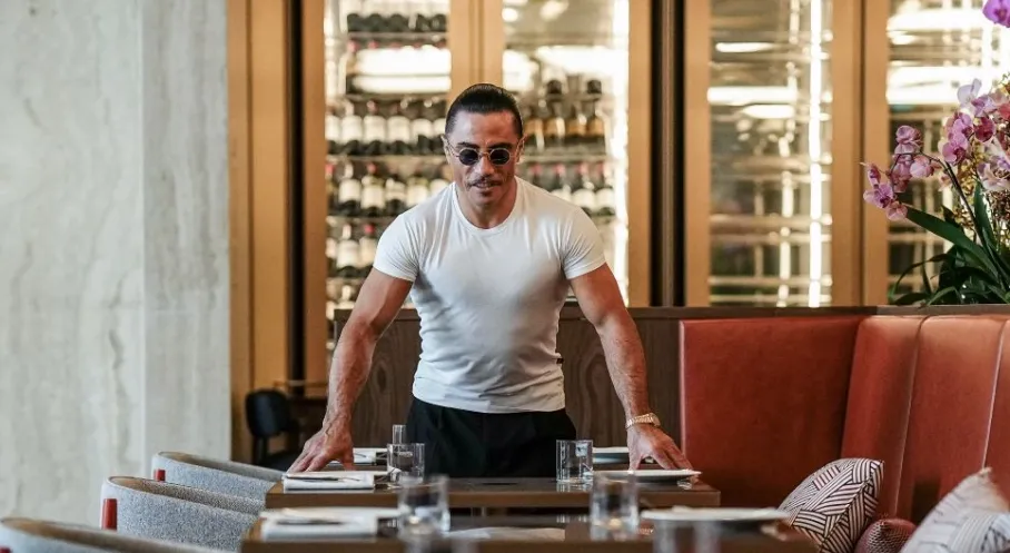 Nusr-Et Milano'da Fırtına Gibi Esti! Yeni Şube Açıldı