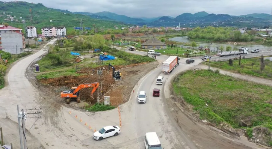 Ordu Kayabaşı Kavşağı'nda Trafik Rahatlayacak! Büyükşehir'den Düzenleme Hamlesi