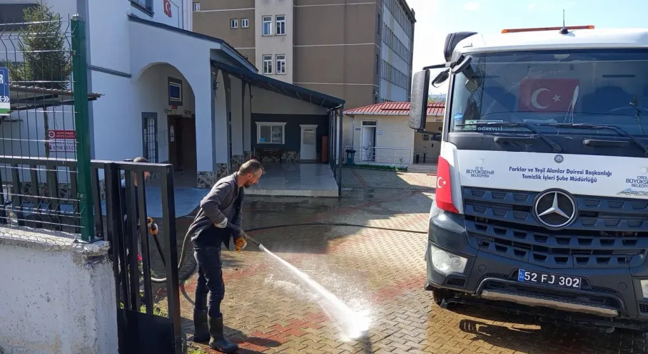 Ordu'da Camiler Büyükşehir'le Işıl Işıl! Hijyen Seferberliği Başladı