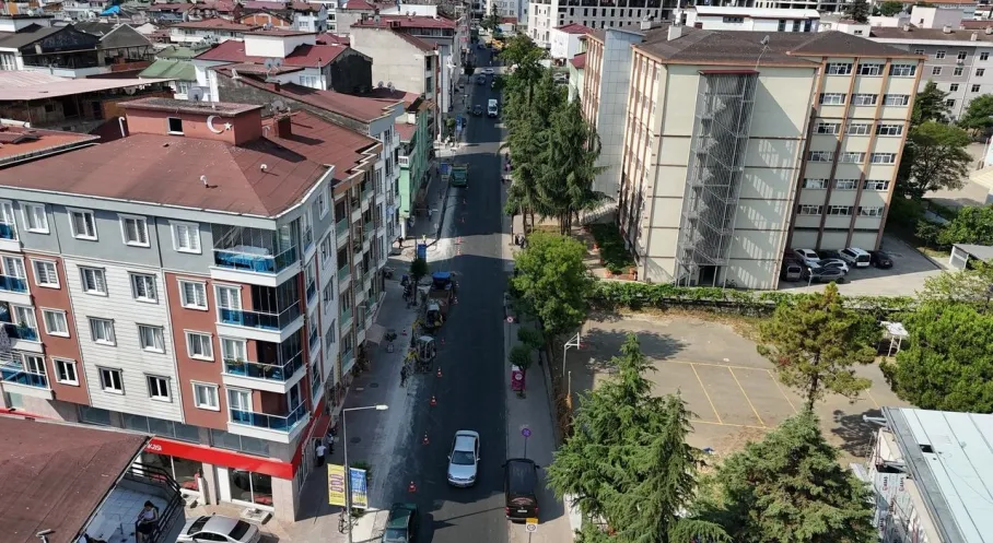 Ordu'da İbn-i Sina Caddesi Işıl Işıl Yenileniyor! Modern Aydınlatma Çalışmaları Başladı